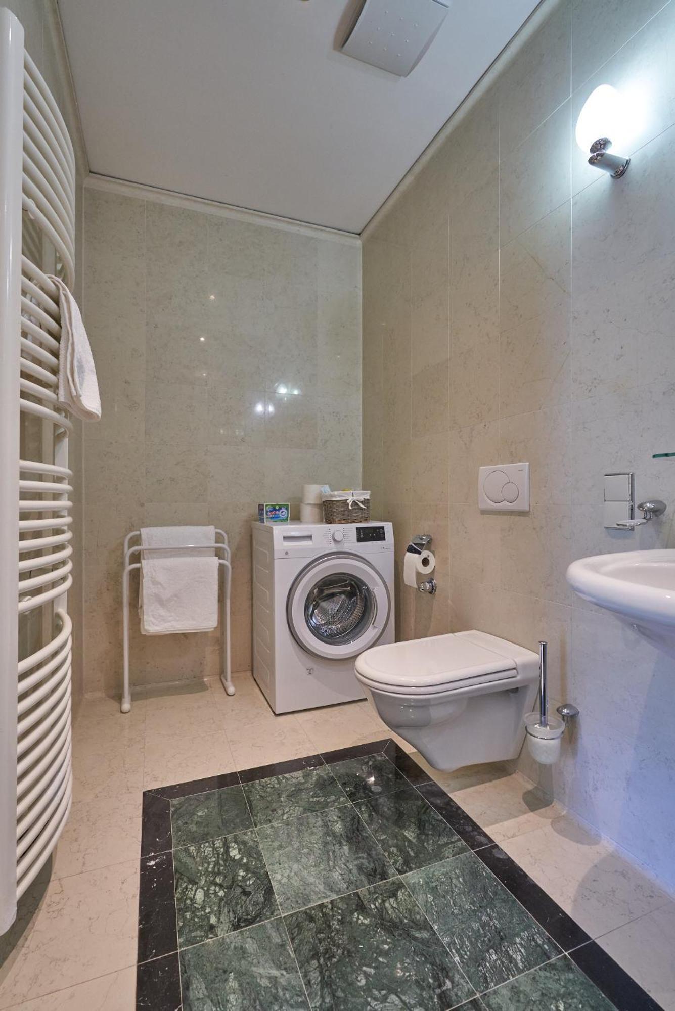 Big Apartment In Guesthouse Baden Dış mekan fotoğraf
